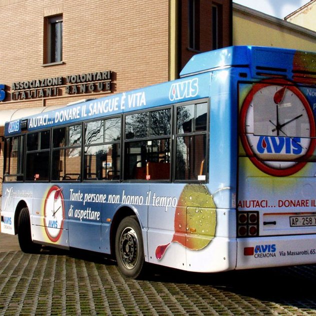 Bus-con-sponsorizzazione-AV